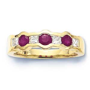 18 Carat Gold Diamond Ruby Ring (577)