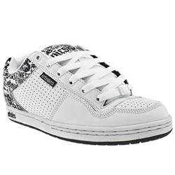 Male Etnies Team 1 Leather Upper in White and Black