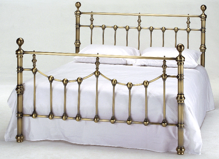 Harmony Beds Edward 4ft 6 Double Brass Bedstead