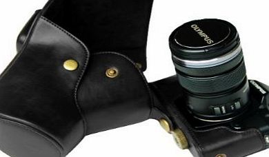 MegaGear ``Ever Ready`` Black Leather Camera Case for New Olympus OM-D E-M5 Cameras with 12-50mm VR Lens