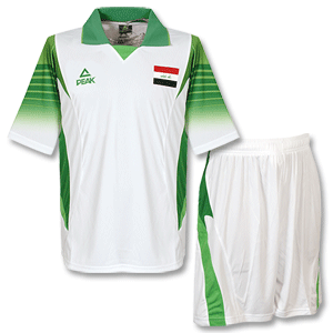 None 2009 Iraq Away Shirt   Shorts