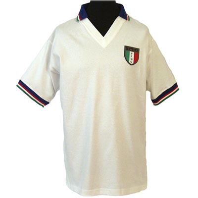 TOFFS Italy 1982 away. Retro Football Shirts