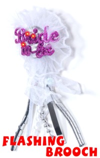 Pin this brooch to the Bride to Be, put it on her Bride`s hat or bag and everyone will know who she 