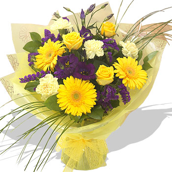Unbranded Striking Hand-Tied Bouquet - flowers
